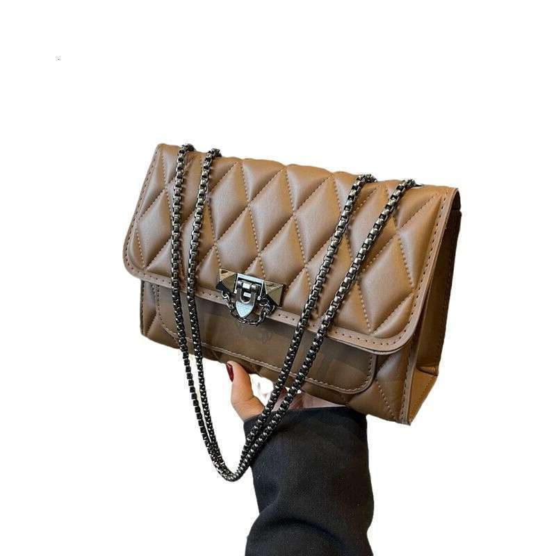 News News New texture bag 2024 crossbody bag women's bag diamond grid chain shoulder bag high-end fashion buckle small square bag