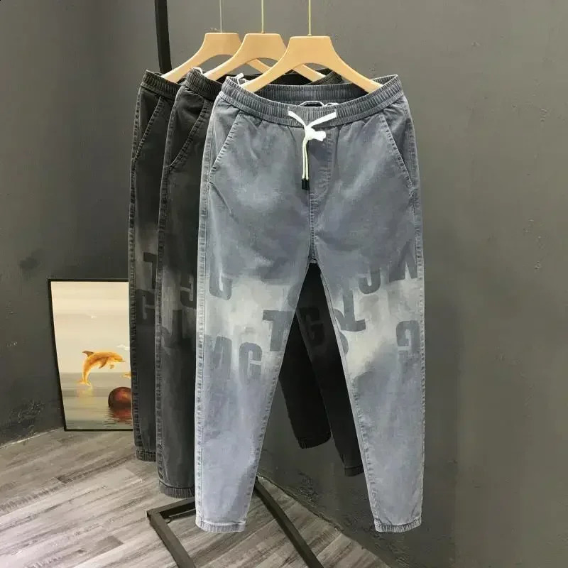 Mens jeans plus oversized mens jeans printed mens jeans cut black harem letters Gothic Xs trend 90s streetwear entry 240829