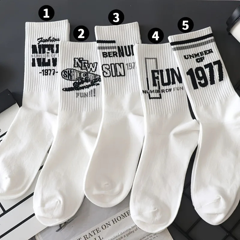 5 Pairs Of Mens Trendy Creative Letter Pattern Crew Socks Breathable Comfy Casual Unisex For Outdoor Wearing All S 240828