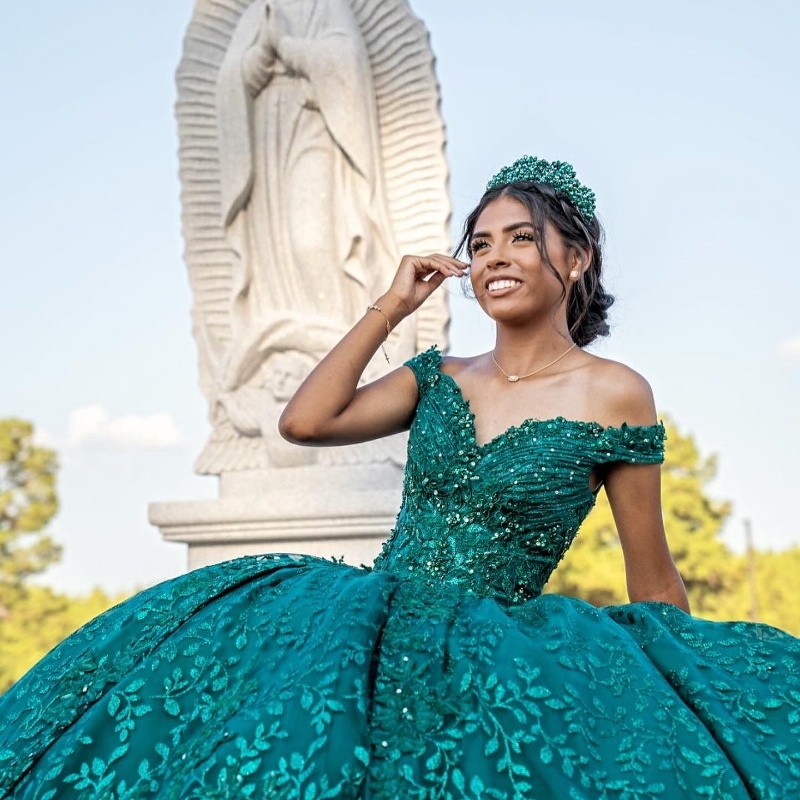 Emerald Green Mexican Quinceanera Dressess Off The Shoulder Sequin Applique Lace Beads Tull vestido 15 De Corset Sweet 16 Dress