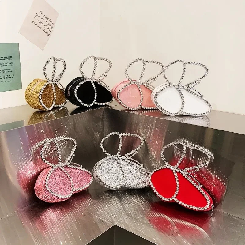 Butterfly Evening Bags Matte and Sequin Hollow Handbag Female Red Rhinestone Purses Lady Clutch Purse for Wedding Party 240828