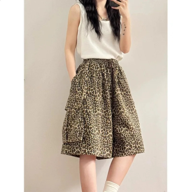 Deeptown vintage leopard print cargo shorts Haruku Y2k oversized sports jogging Trouser streetwear wide leg bag summer 240829