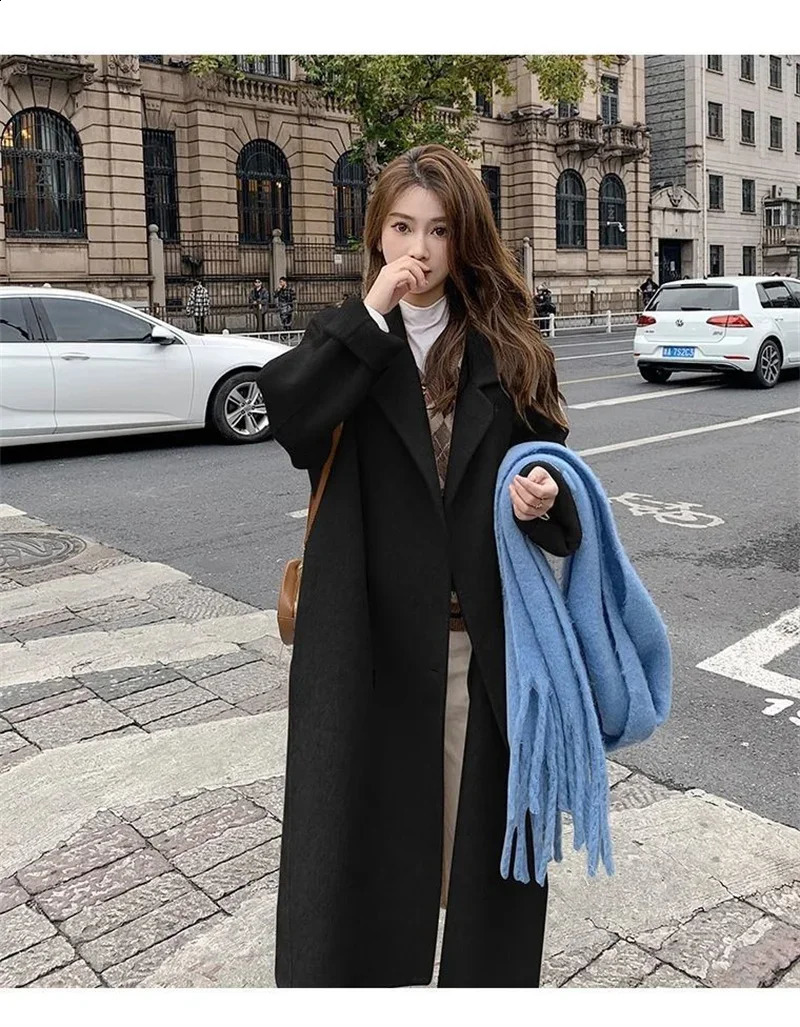 Pink wool coat womens medium long autumn and winter item Korean version loose fit and version Hepburn style small wool coat 240828