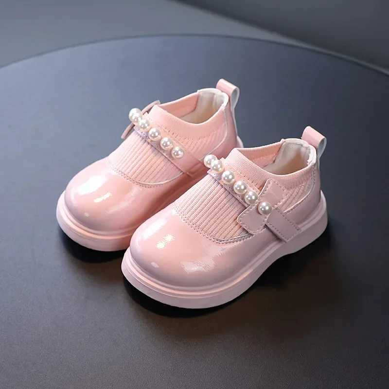 Baby girl leather shoes childrens sports shoes sweet princess baby girl leather apartment autumn childrens shoes black pearl beads W250407