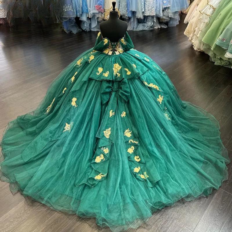 Green Ball Gown Quinceanera Dresses Off The Shoulder Gold Applique Lace Beading Crystal Vestidos De 15 Anos XV Brithday Sweet 16 Dress