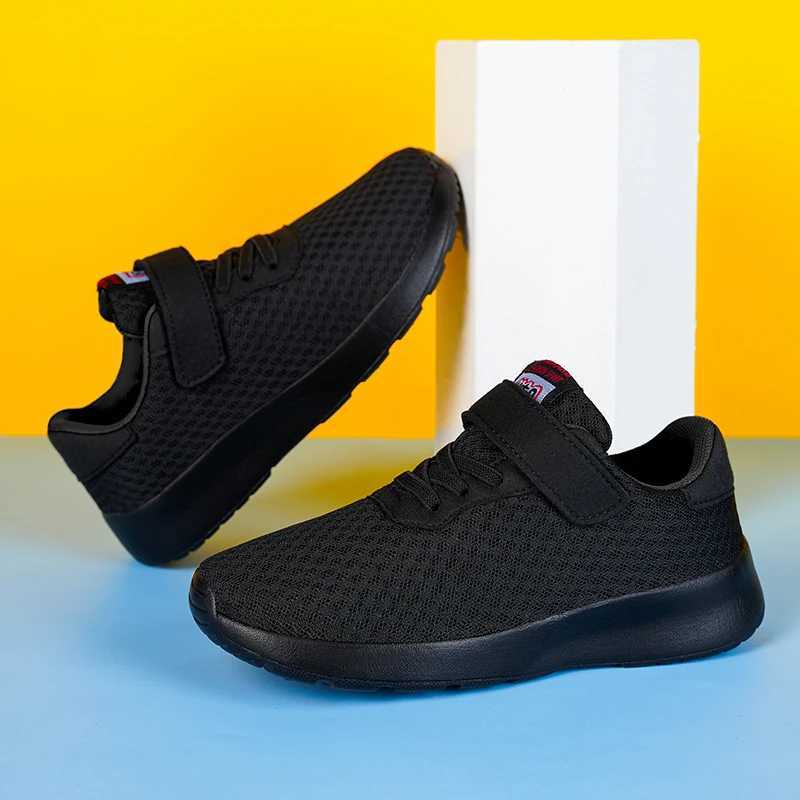 Boys running shoes lightweight breathable girls sports shoes seasonal outdoor childrens black mesh sports shoes casual shoes W250318