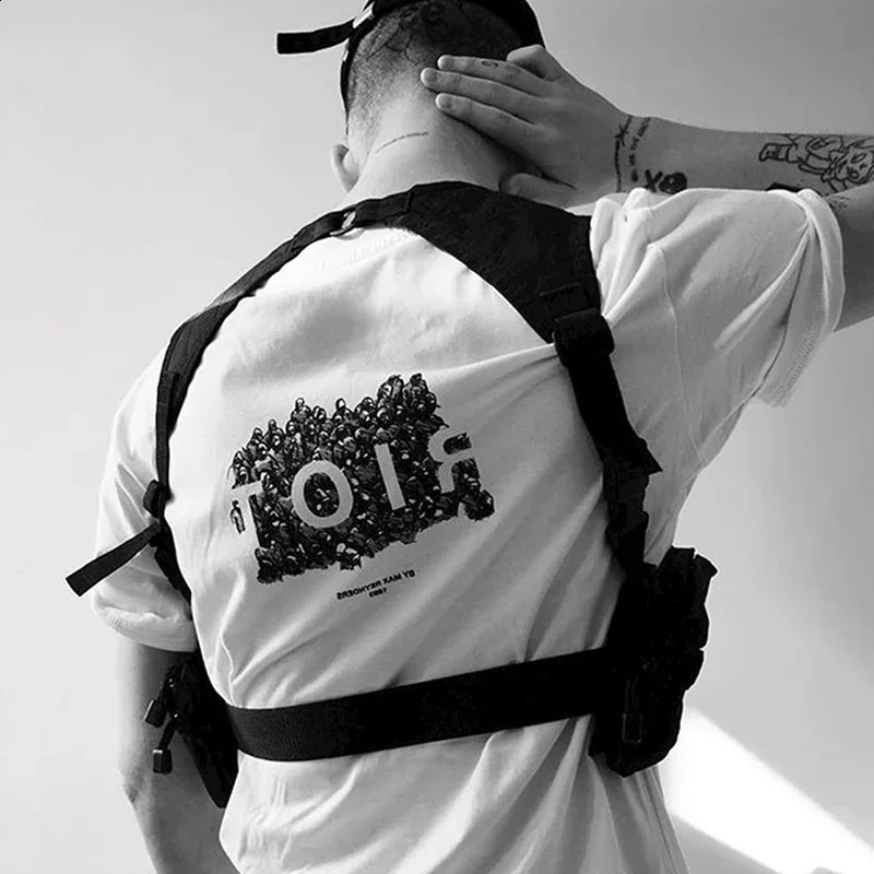 Unisex Black Chest Rig Bag Streetwear Tactical Vest Hip-hop Chest Bags Fashion Tactics Waist Pack Woman Functional Square Bag 240829