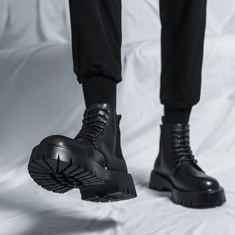 Boots Big Head Leather Autumn and Winter High Top Lacing Thick Sole Durable European Black Sizes 38-44 Men Shoes 240828