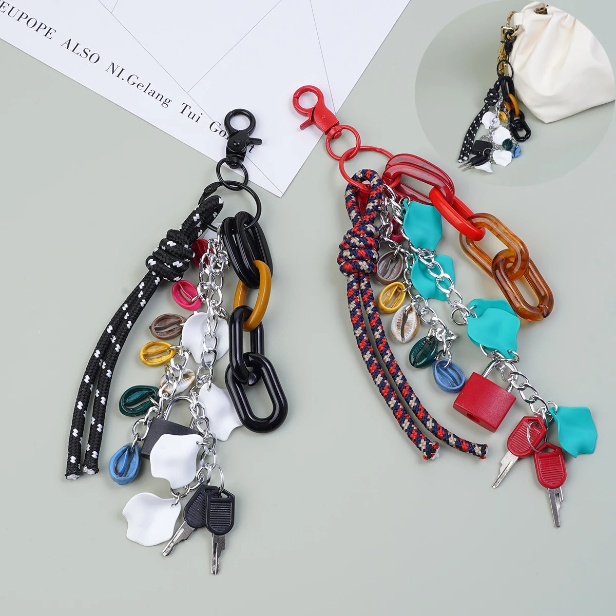 Fashion Keychain Lock Bag Pendant Multi-Functional Acrylic Bag Charms Keychains Colorful Phone Case Charms Bag Accessories 240828