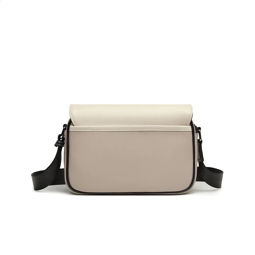3 Mens ing Color Trend Small Square Fashion Casual Large Capacity Crossbody Bag Mans Aesthetic Sg Shoulder 240829 4