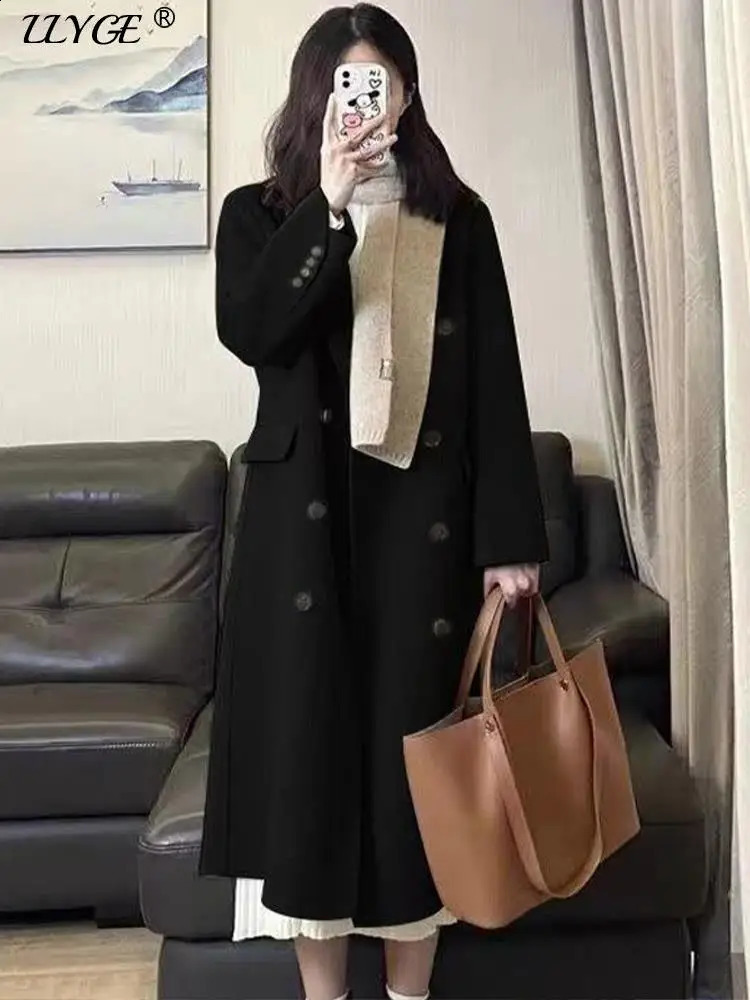 Womens long wool windproof coat Korean loose and fashionable single breasted lapel coat womens autumn warm womens coat 240828