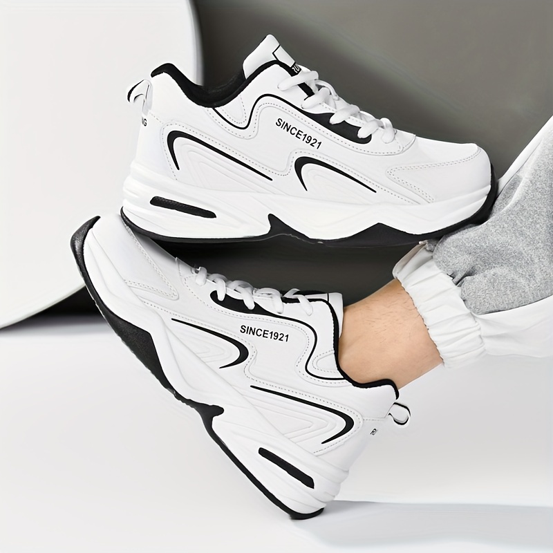 Comfortable Men's Running Shoes with Cushioned Soles and Non-Slip Design for Outdoor Activities in Autumn and Winter