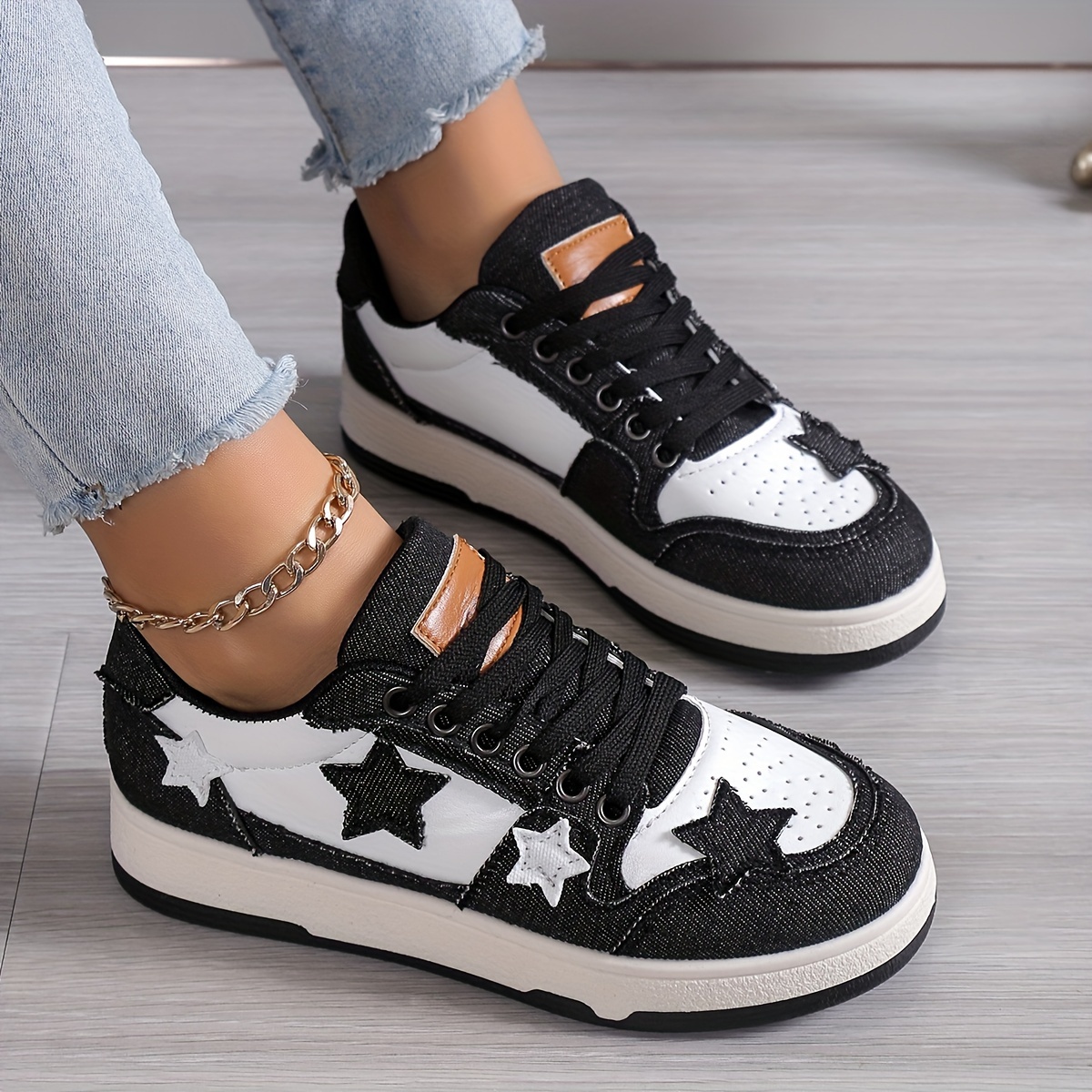 Women's Colorblock Sneakers - Comfortable Lace Up Platform Shoes with Soft Soles and Star Decor for Walking and Skating