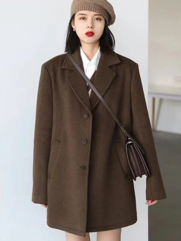 Korean Warm Medium length Wool Set Coat Thick V-neck Womens Loose Park Winter Single breasted Wool Blended Jacket Casaco 240828