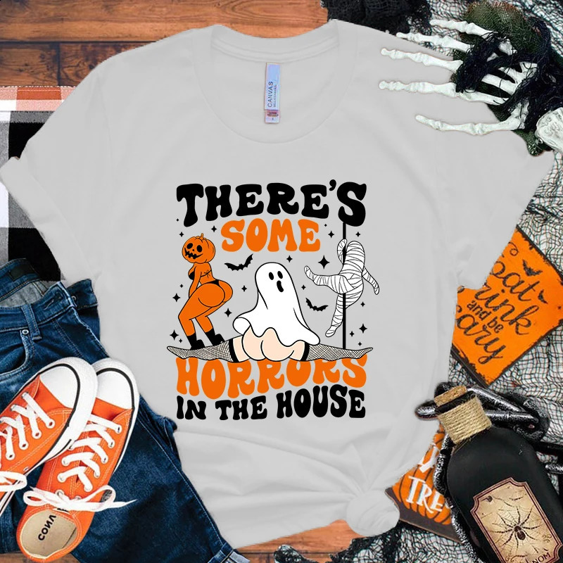 There are some horror printed T-shirts in the Halloween house summer casual loose T-shirts womens Harajuku shirts 240829
