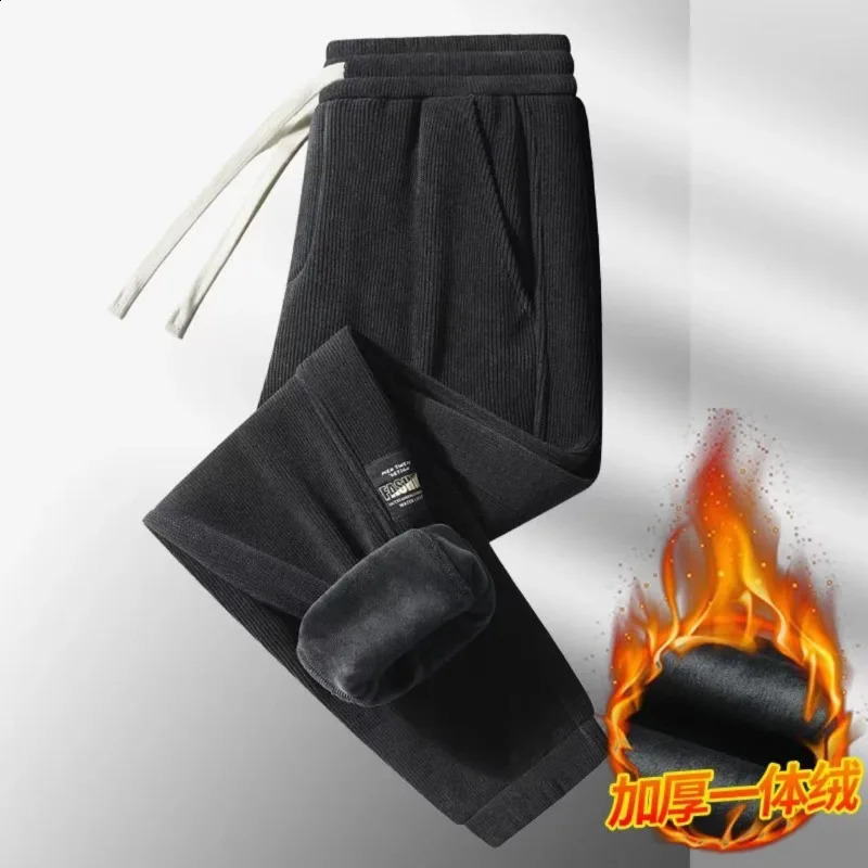 Corduroy mens thick casual pants outdoor warm and fashionable elastic sports pants comfortable leggings for runners sports pants 240828