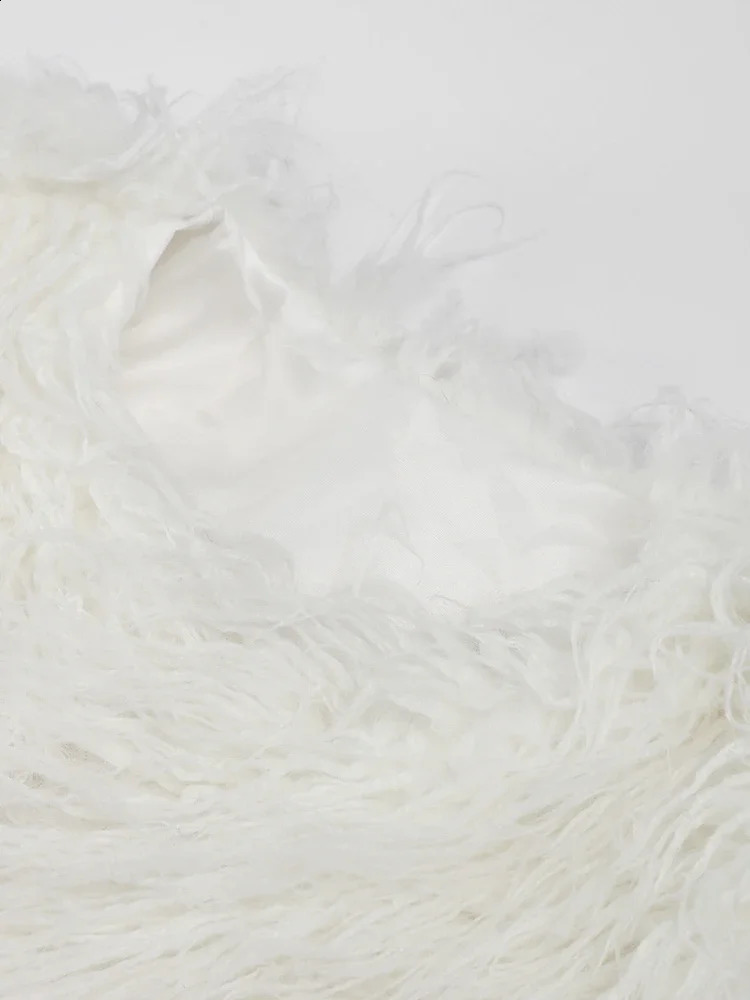 Fashionable solid thick fur womens coat elegant white fluffy warm long sleeved winter chic street 240829