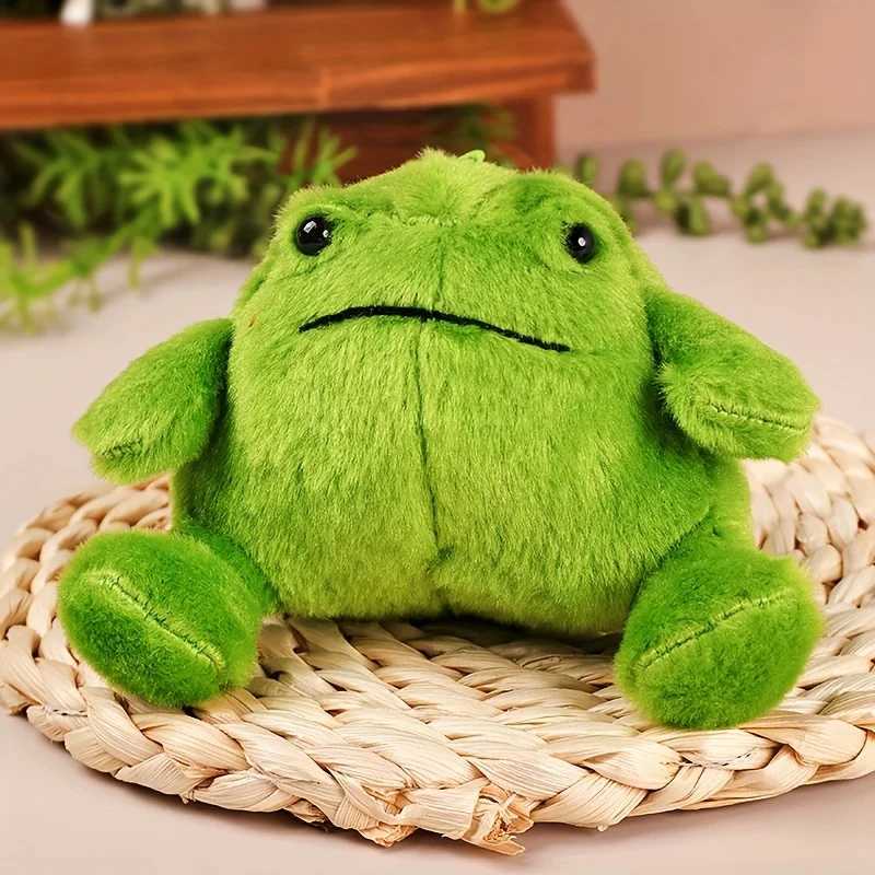 Green Frog Plush Toys Life-like Soft Cartoon Frog Plush Keychain Plushie Fat Frog Stuffed Toys Wallet Decoration Plush Key ChainXJ240828
