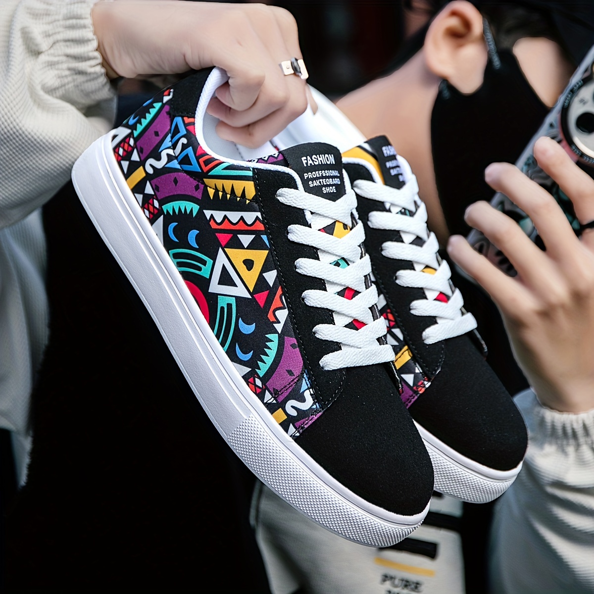Comfy Non-Slip Skate Shoes for Men's Outdoor Activities - Trendy Street Style Sneakers