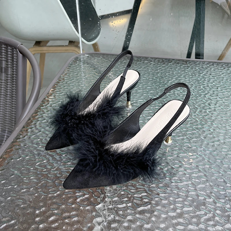 Womens genuine Ostrich hair heel slider fashionable fur slider high-quality anti slip and sexy slider womens party shoes 240827