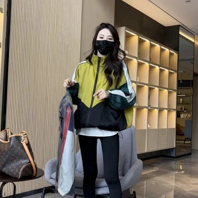 Womens Contrasting Color Patchwork Stand Up Collar Hooded Sunscreen Jacket Zippered Cardigan for Outerwear Summer Jackets 240828