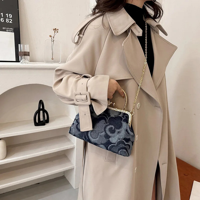 Vintage Women Crystal Denim Chain Shoulder Bags Metal Handle Kiss Lock Crossbody Bags Kiss Lock Frame Evening Clutch 240828