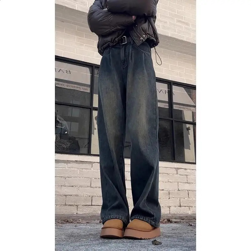 Autumn street trend washed straight leg jeans American men and women hip-hop retro simple loose personality casual pants y2k 240829