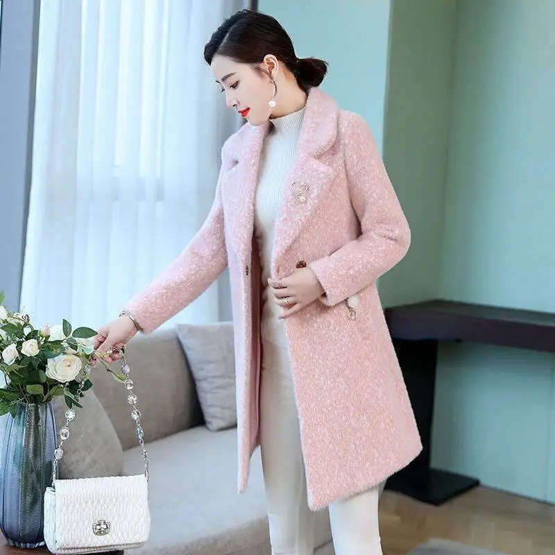 Womens autumn and winter artificial leather coat medium length wool coat artificial mink velvet golden mink coat 240828