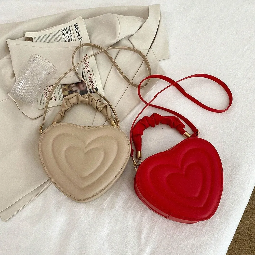 Free Shipping Women Heart Shape Clutch Large Capacity Shoulder Cute PU Fi Crossbody Bag For Shop Work Daily Use Tote Purse Designer Bag Luxury Bag Tot