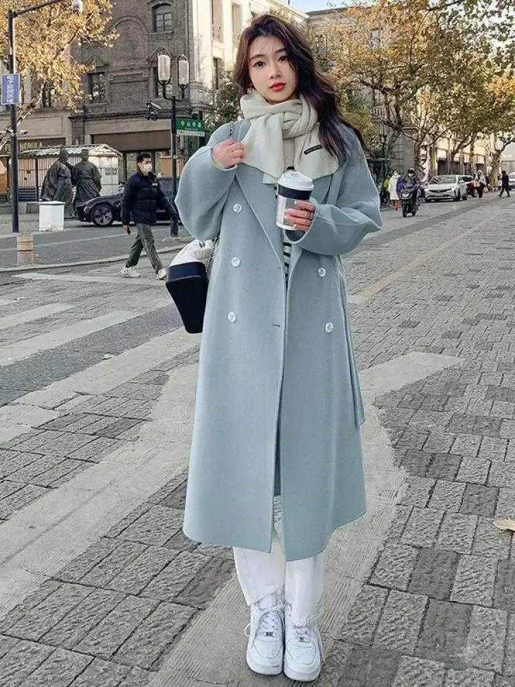 Womens solid lace long wool coat Korean loose and fashionable double-layer collar womens autumn warm womens coat 240828