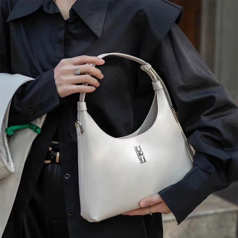 Vintage Leather Bucket hot Shoulder Bag - Large Capacity Handbag for Women