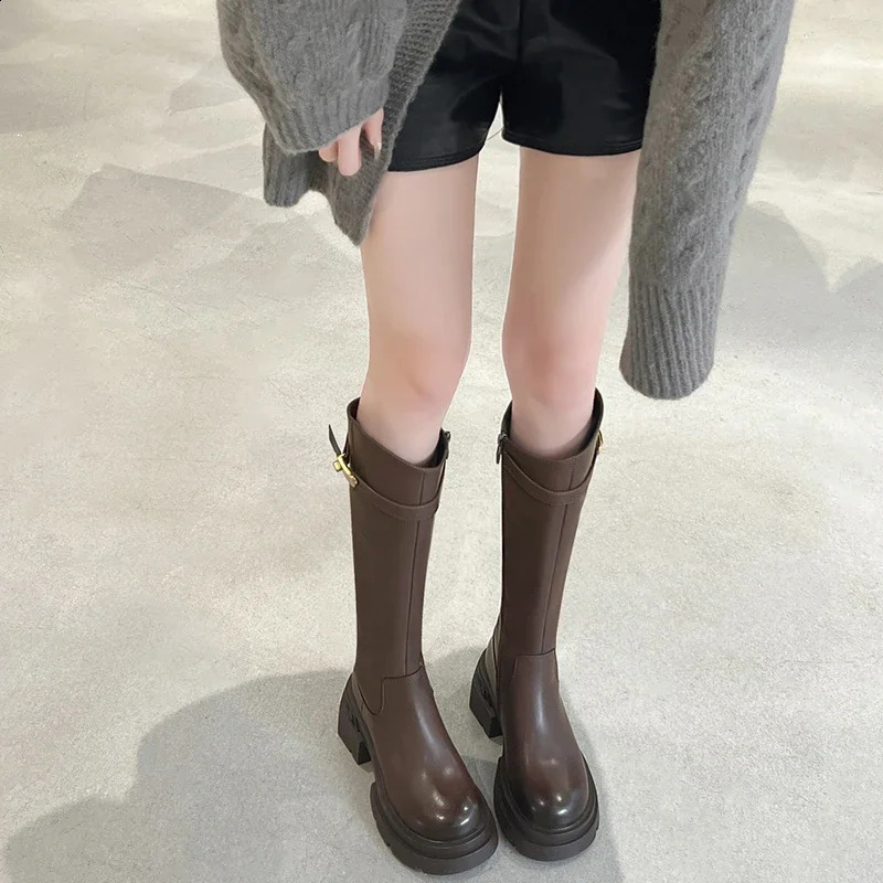 Womens Knight Boots Fashion and Elegant Belt Buckle Side Zipper Shoes Square High Heels Womens Knee High Boots 240827
