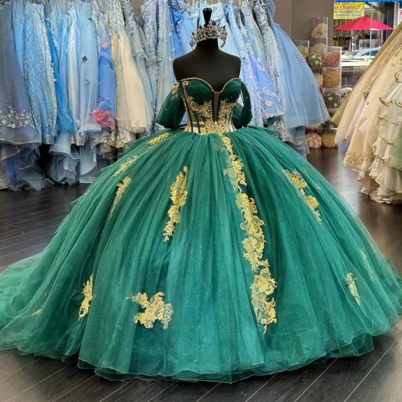 Green Ball Gown Quinceanera Dresses Off The Shoulder Gold Applique Lace Beading Crystal Vestidos De 15 Anos XV Brithday Sweet 16 Dress