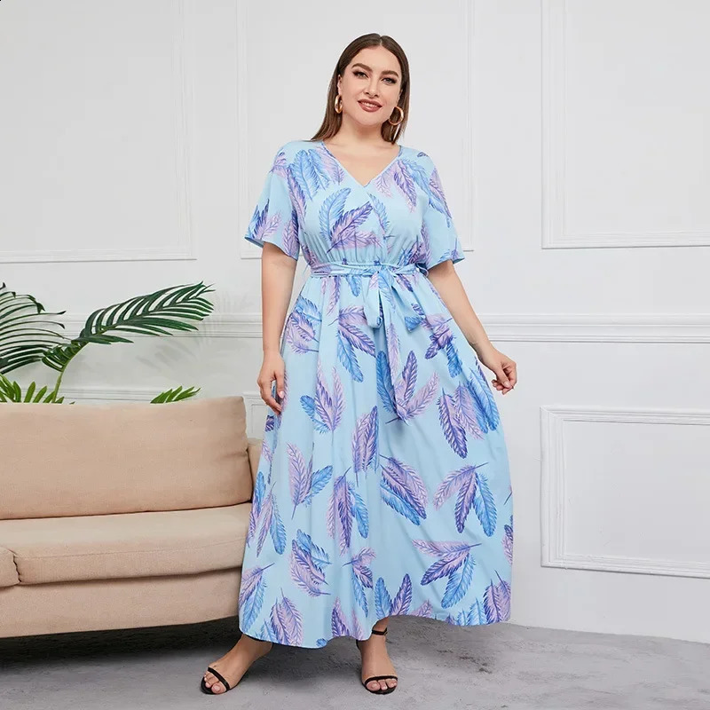 Plus sign The selling oversized loose Vneck dress suitable for women with elastic waist short sleeves printed long skirt 240828