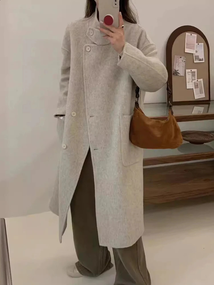 GVUW Minimalist Wool Coat Womens Stand up Collar Single Chest Solid Color Full Sleeve Pocket Long Coat 17G7994 240828
