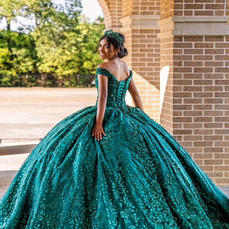 Emerald Green Mexican Quinceanera Dressess Off The Shoulder Sequin Applique Lace Beads Tull vestido 15 De Corset Sweet 16 Dress