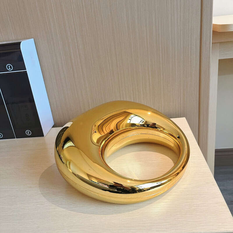 News Luxury 2023 Women's Party Prom Crescent Clip Box Evening Clutch Acrylic Transparent Clutch Waterproof Crossbody Bag free shipping