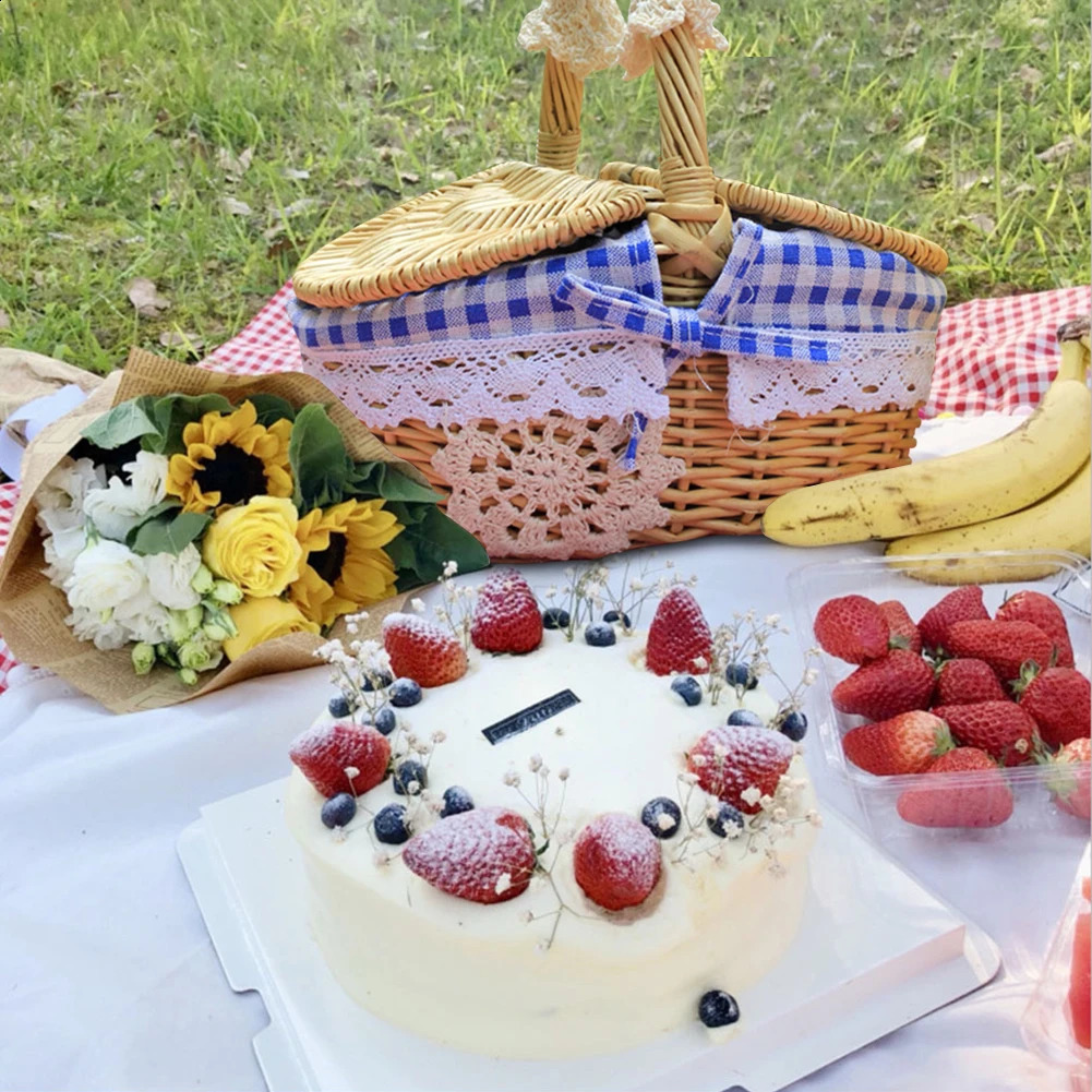 Handmade willow picnic basket woven storage with handle outdoor fruit container 240828