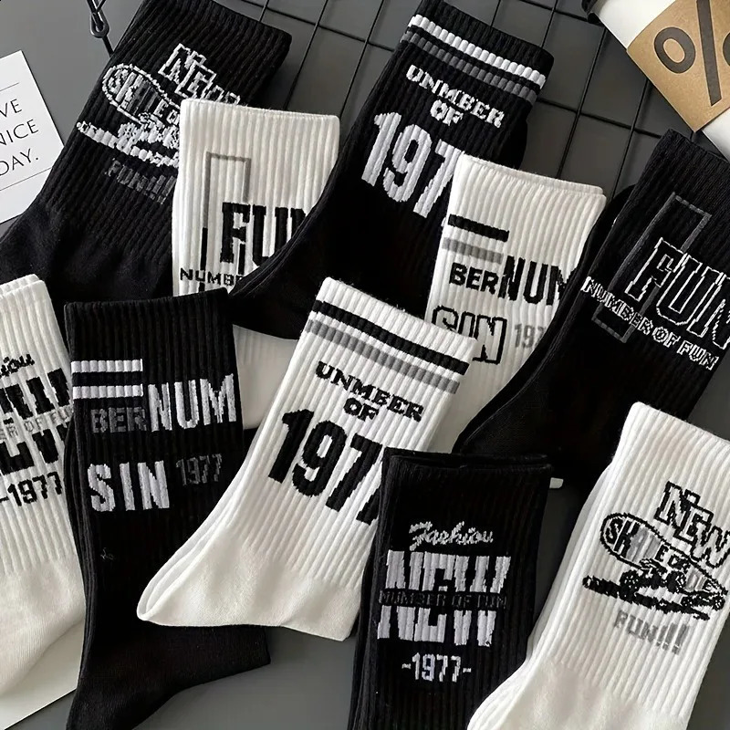 5 Pairs Of Mens Trendy Creative Letter Pattern Crew Socks Breathable Comfy Casual Unisex For Outdoor Wearing All S 240828