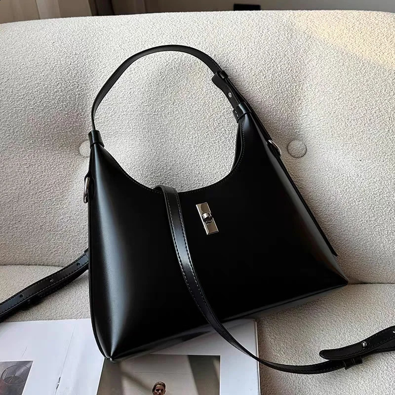 Vintage Leather Bucket hot Shoulder Bag - Large Capacity Handbag for Women
