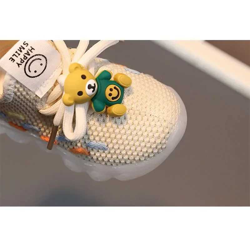 Fashion Childrens Luminous Sneakers LED Flashing Shoes for Girls Baby Casual Shoes Spring Autumn Hot Sale Toddler Sports Shoes W250318