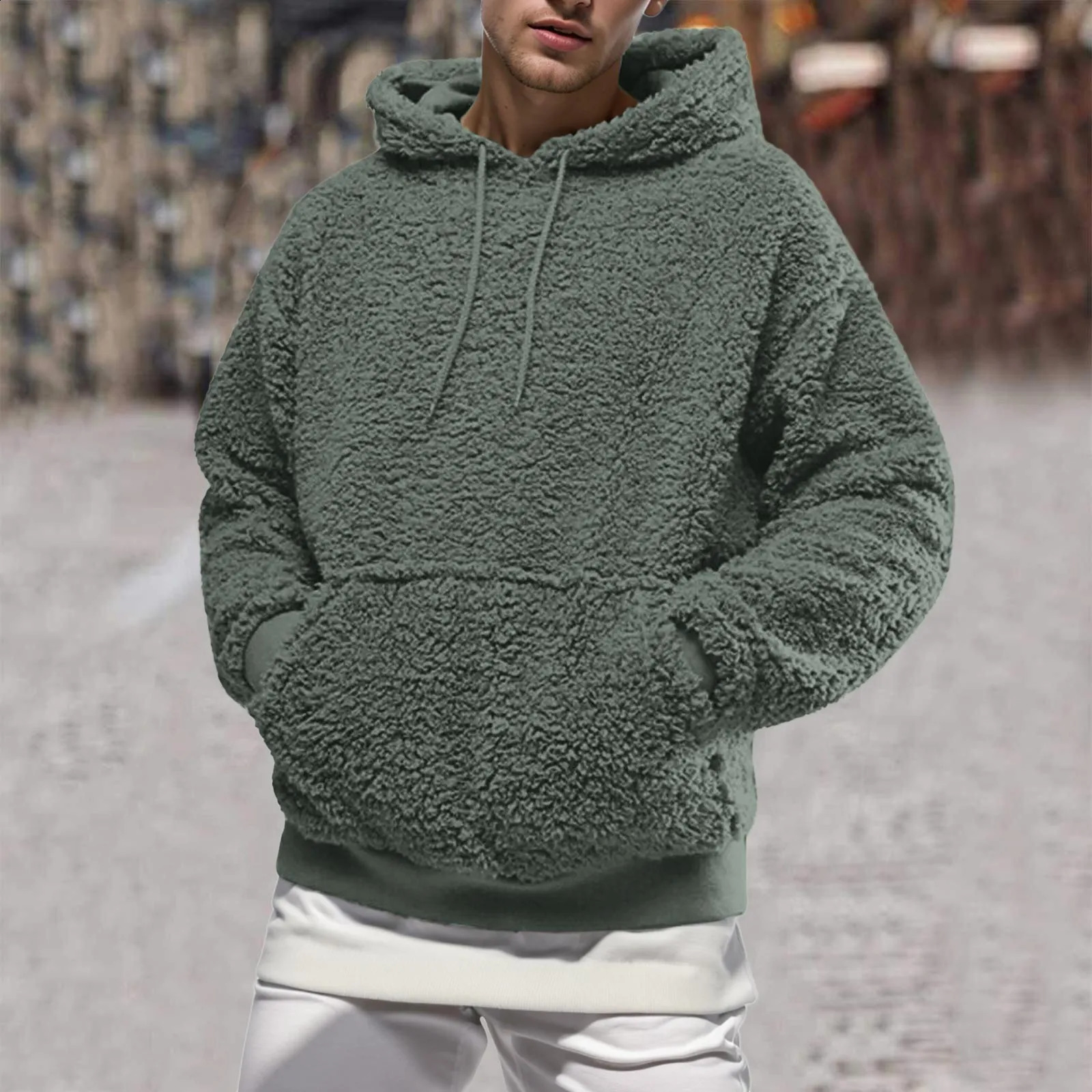 Mens Autumn And Winter Plush Sweatshirts Solid Color European And American Plush Plus Fleece Classical Style Hoodie Sweater 240829