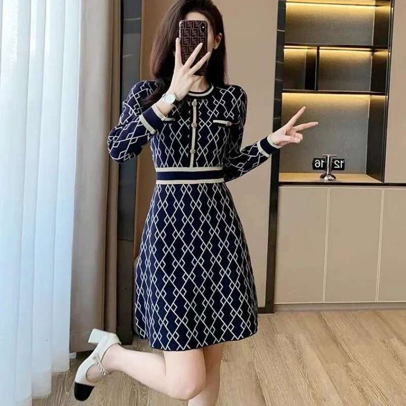 A e Female Knit Dress Chic and Elegant Pretty Cover Up Women's Crochet Dresses Knee Length Midi Trendy X Hot Casual Youth G