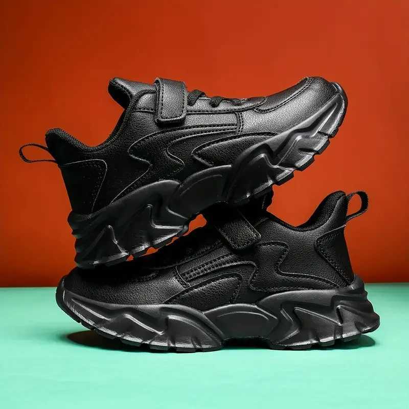 Childrens running shoes boys black casual sports shoes leather waterproof outdoor shoes W250318
