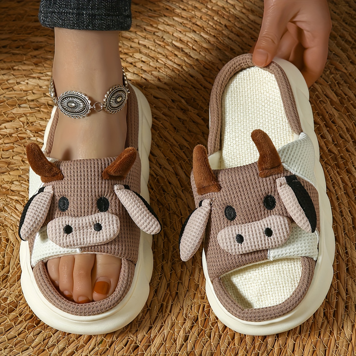 Kawaii Cartoon Linen Slippers - Soft, Breathable, Non-Slip, Mute, Comfortable Slip-On Shoes with Linen Sole - Perfect for Indoor, Outdoor, and Casual 