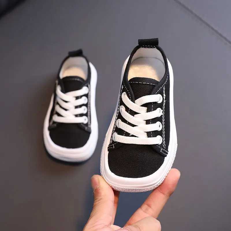 Childrens sports canvas shoes lace up girls flat bottomed boys casual shoes childrens non slip comfortable sports shoes childrens tennis shoes W250407