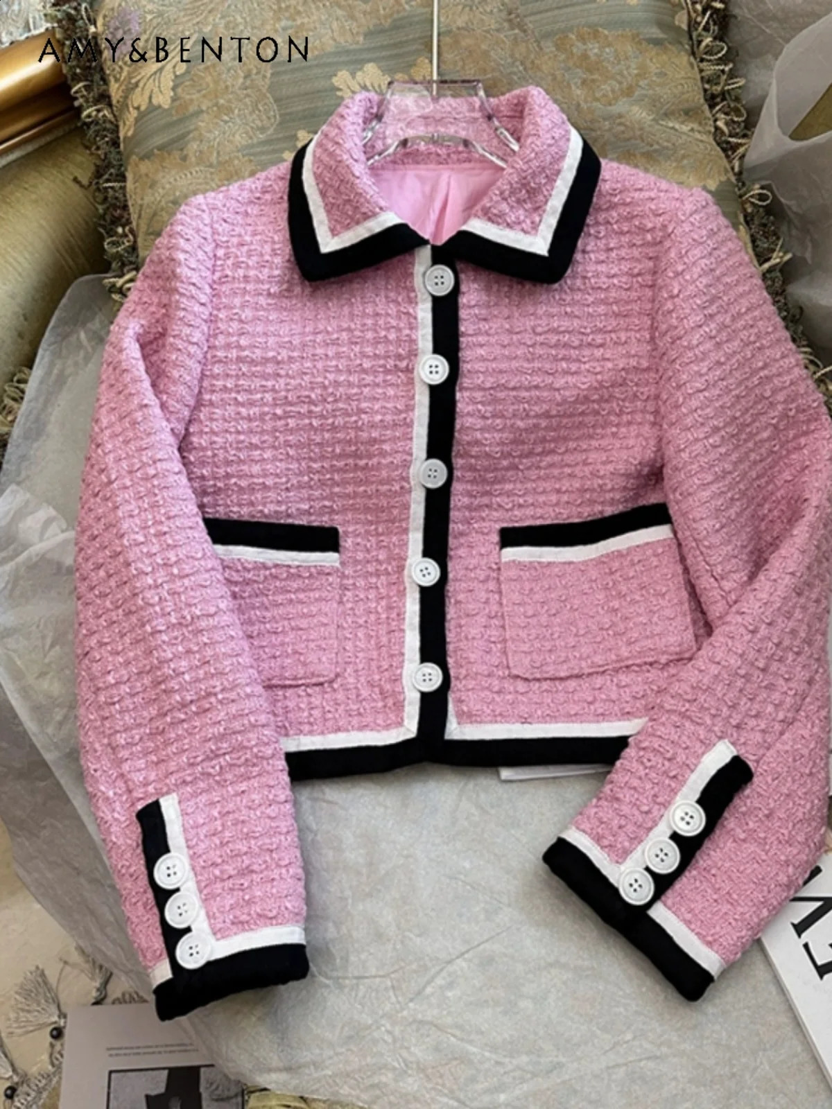 Elegant and graceful early spring collar single chest coarse woolen coat mini Aline tight fitting outfit sweet highend twopiece set womens clothing 24