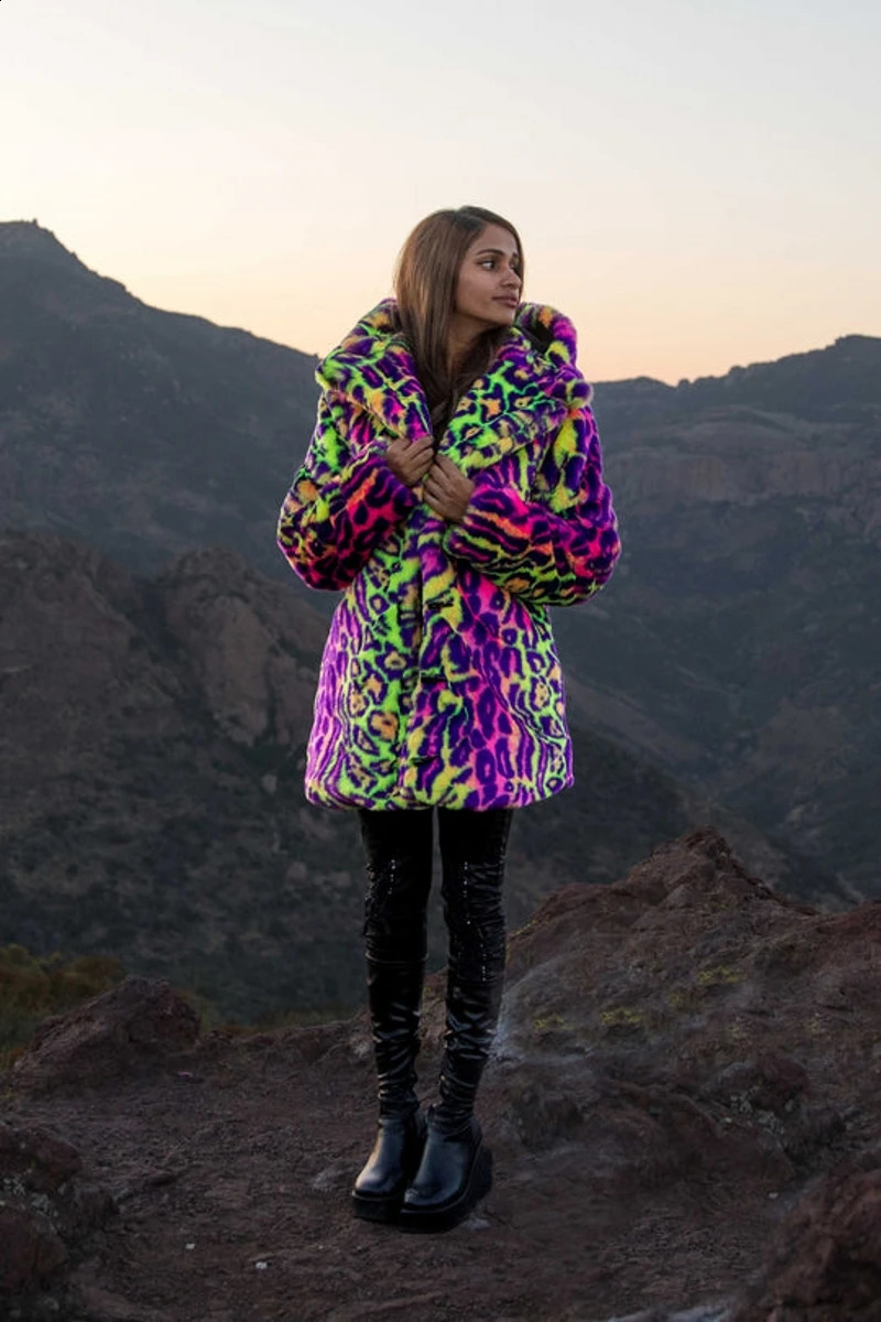 neon lit leopard print autumn and winter coat with suspension cover medium length suitable for warm comfortable faux fur coats women 240828