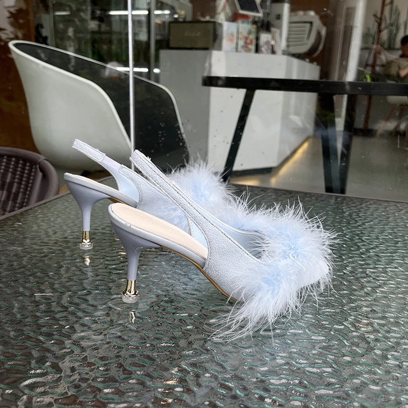 Womens genuine Ostrich hair heel slider fashionable fur slider high-quality anti slip and sexy slider womens party shoes 240827