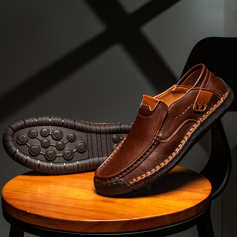 New Hand-Stitched Men's Outdoor Casual Shoe Slip-On Flat Shoe Spring Low-Cut Breathable Plus Size Loafers